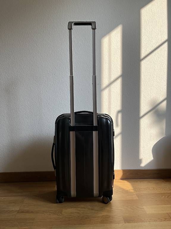 Samsonite Reisekoffer: Samsonite Lite-Cube - Spinner 55cm in Graphite – Gebraucht aus Zürich von jas_nqy8 1