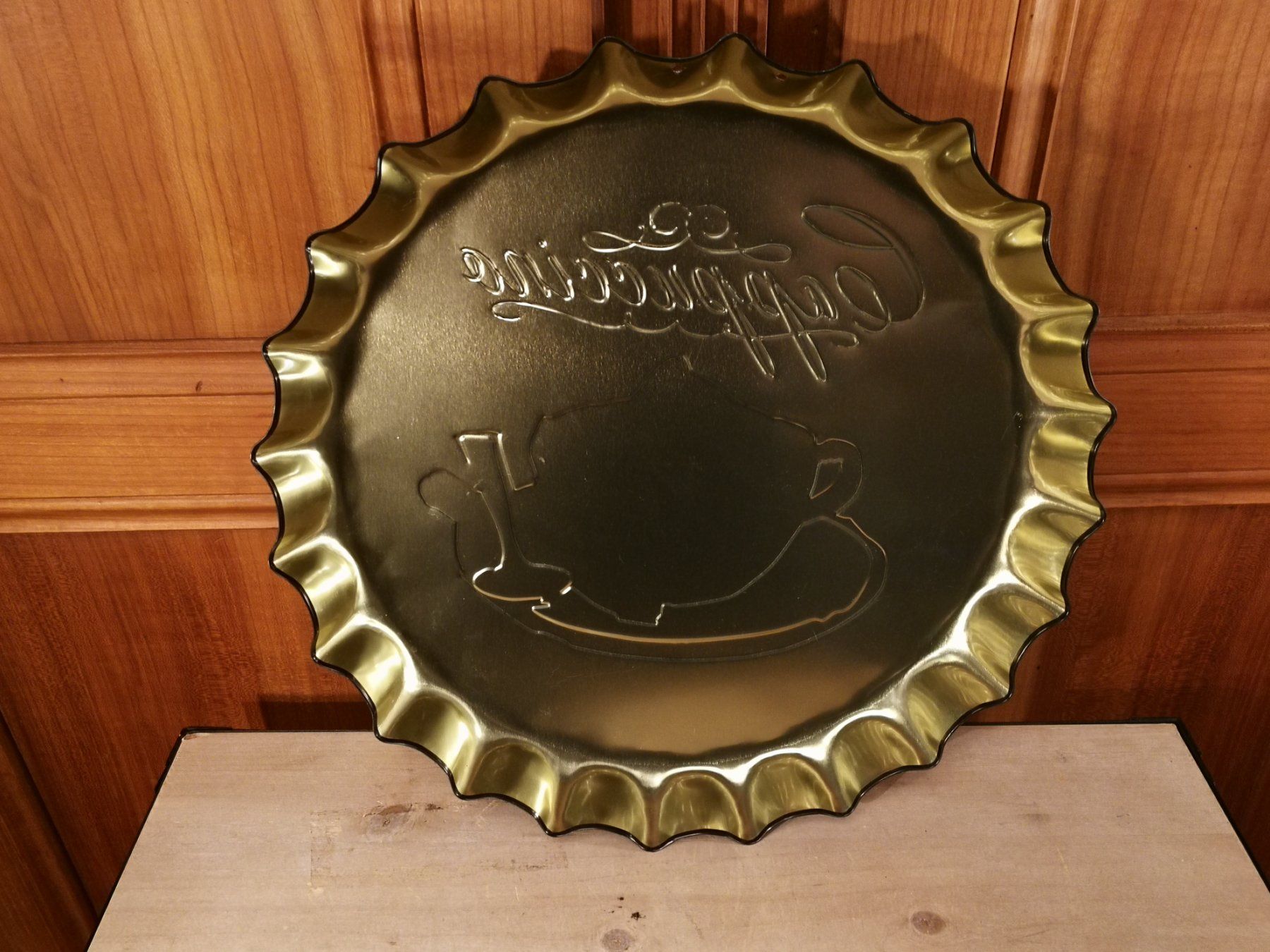 Insegne: Blechschild "Cappuccino" in Form eines Kronkorkens – Usato da Wagenhausen venduto da Simbad 2