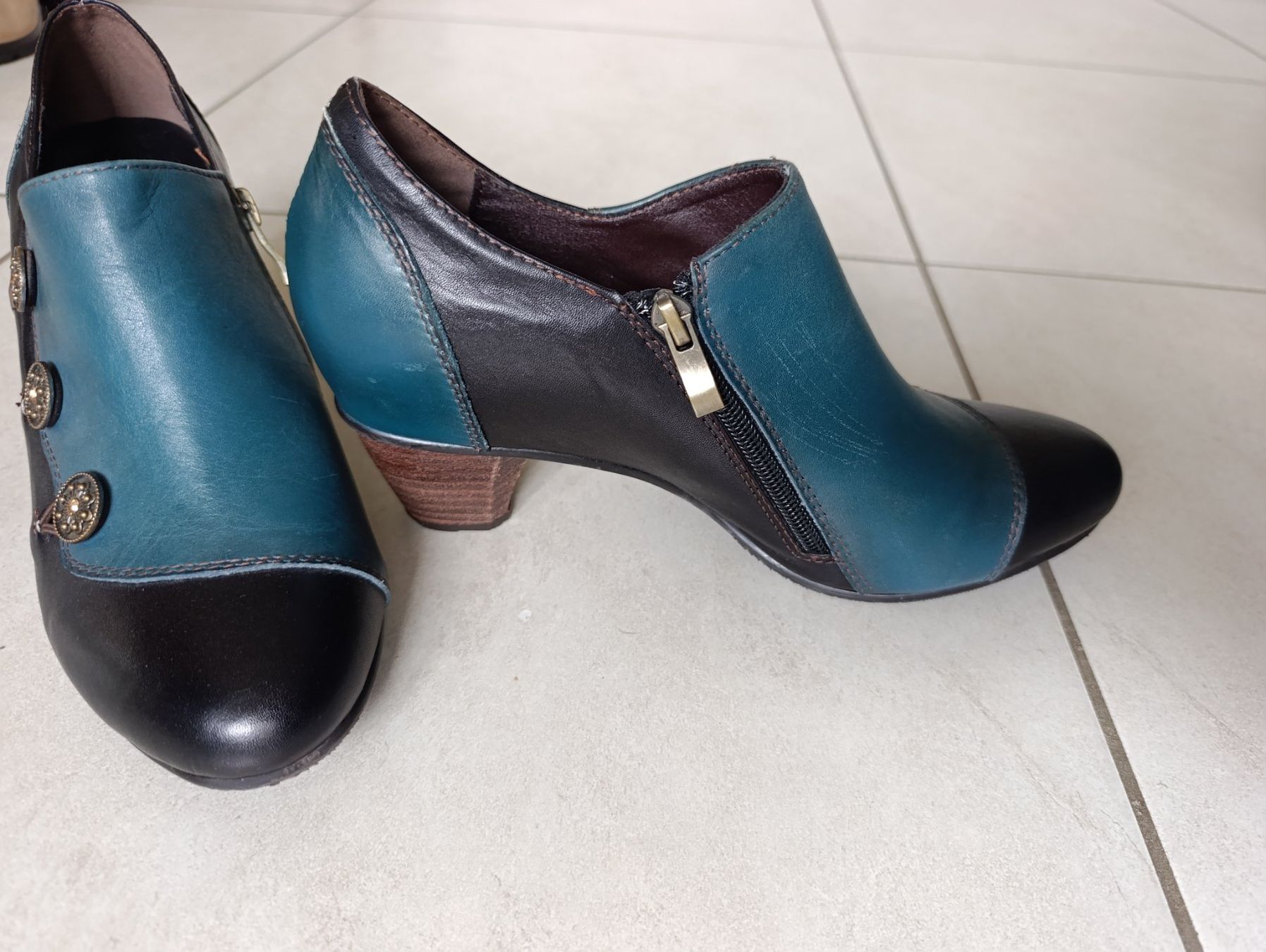 Scarpe da donna: Retropumps – Usato da Frick venduto da atr_wf8r 1