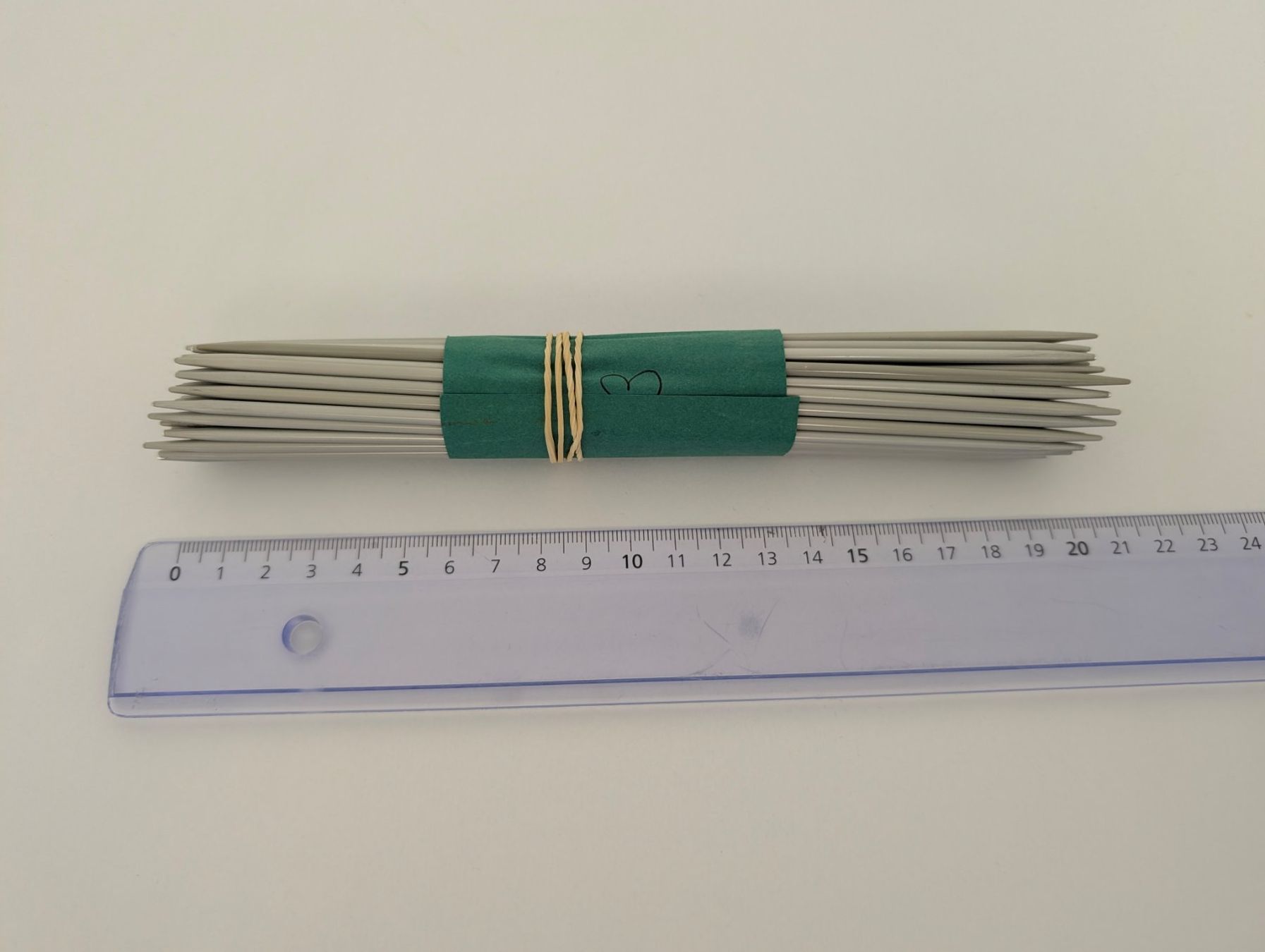 Ferri: Stricknadel-Set: Grösse 3 - Metall Sammlung – Usato da Neuhausen am Rheinfall venduto da Restwertvoll 2