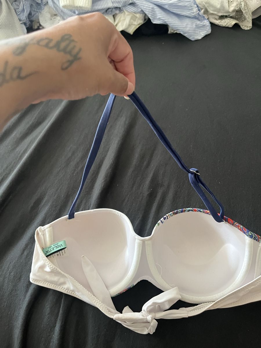 Maillots de bain & Bikinis: Badeanzug und Bikini-Oberteil weiss neu – Neuf (Voir description) à Olten par sae_82z2 6