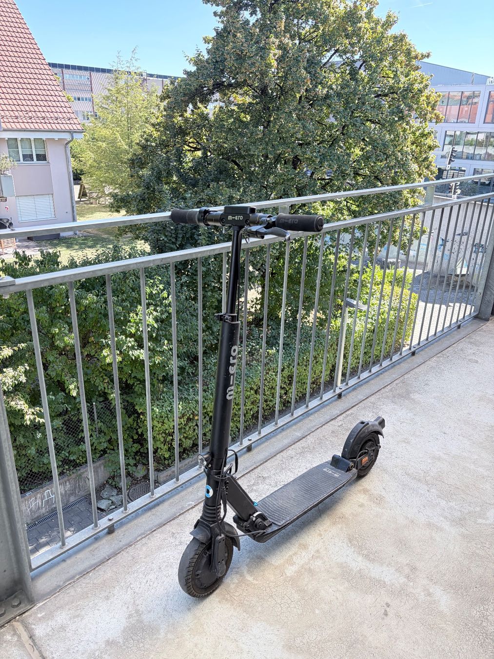 Voiturettes électriques: Micro E-Scooter Explorer One! – D'occasion à Wallisellen par Silver.Surfer 2