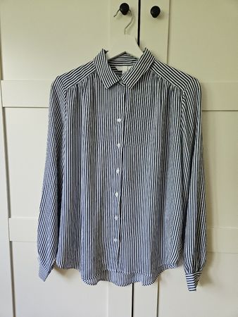Gestreifte Bluse von H&M, Gr. S, neuwertig für den Frühling