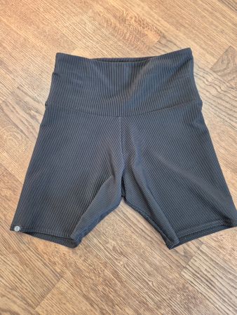 Onzie short black leggings XS/S