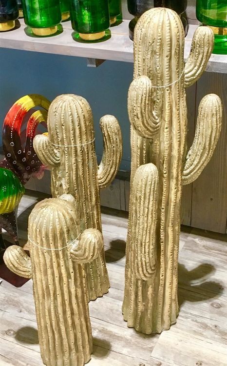 Kaktus in Vintage Gold/Dekoration/Neu