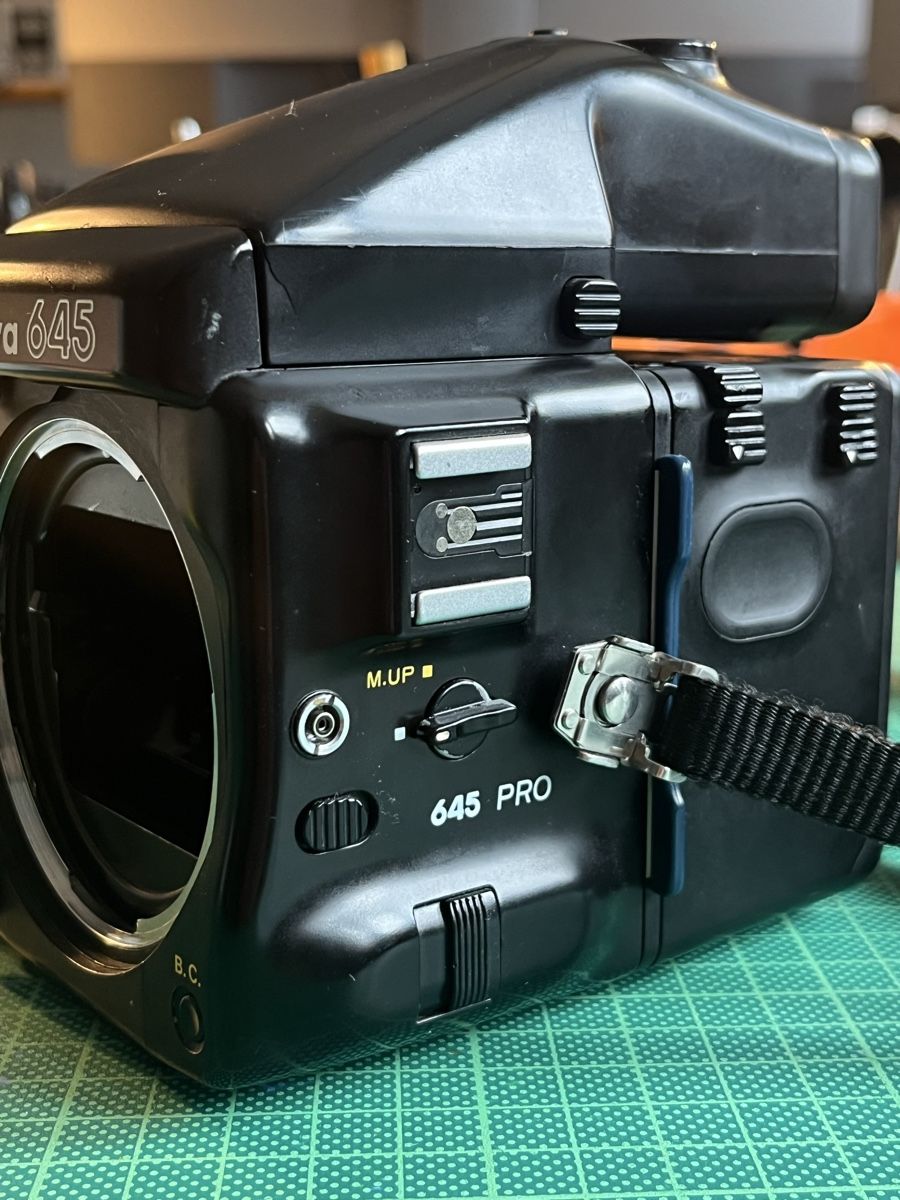 Mamiya Fotocamera: Mamiya 645 PRO | Body + Telelens – Usato da Bern venduto da afla55 5