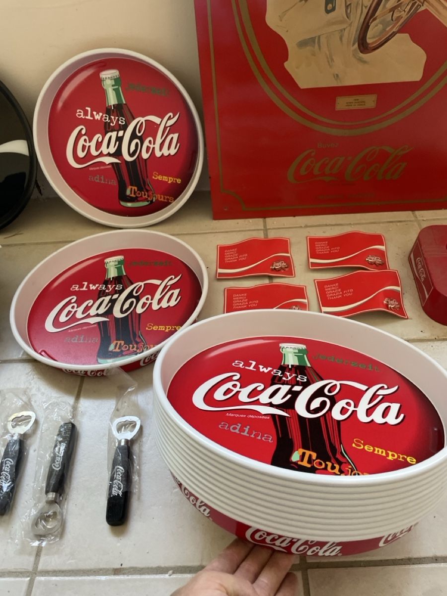 Piatti di portata: Plateaux Coca-Cola et décapsuleurs lot – Nuovo (secondo la descrizione) da Meyrin venduto da jul_km5p 1