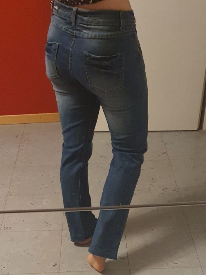 Pantaloni: Jeans (Hosen) – Usato da Moosseedorf venduto da Sonnenschein.. 1