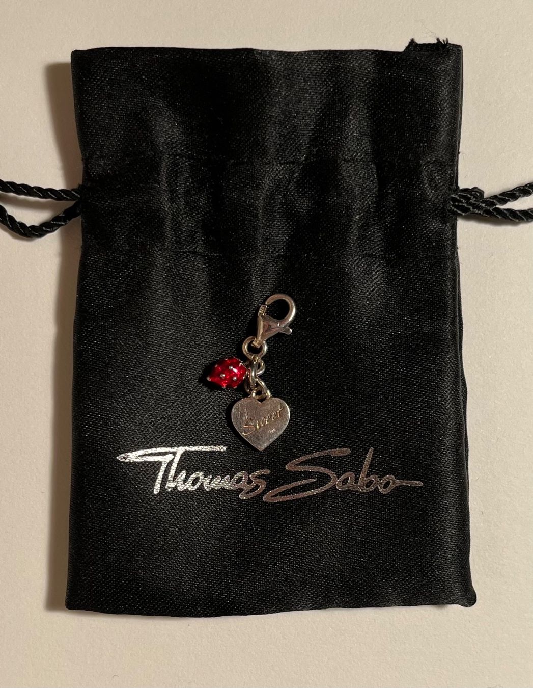 Thomas Sabo Anhänger: Thomas Sabo Charm Erdbeere Herz Anhänger 925 Silber – Gebraucht aus Winterthur von har_vb7b 2