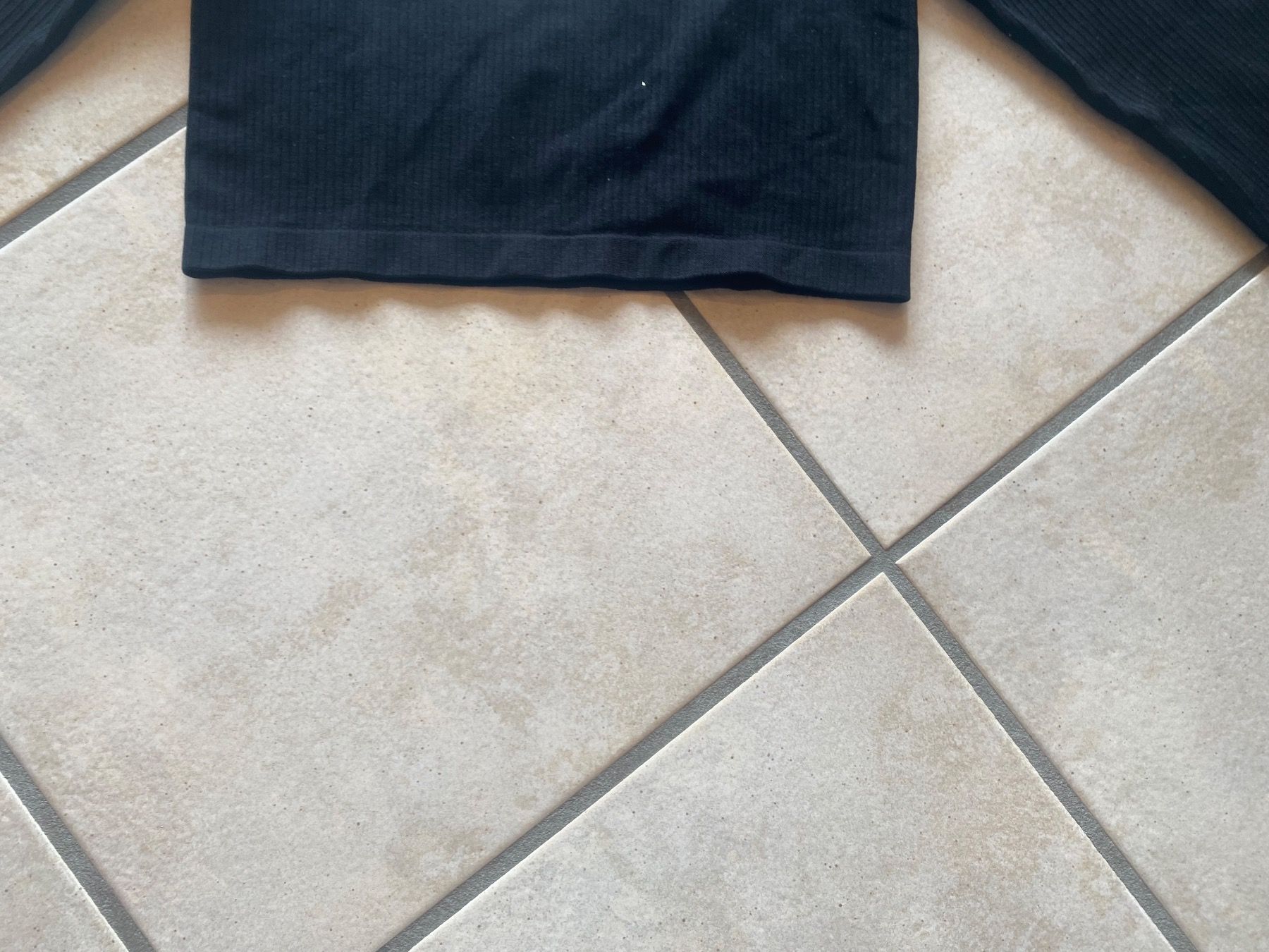 H&M Camicette, T-shirt & Top: Top 164 H&M Sport mit laenge Aermel – Usato da Orpund venduto da Mary8972 7
