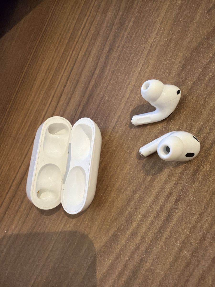 Apple Kopfhörer: AirPods Pro Apple – Gebraucht aus Villmergen von Bullenberg 2