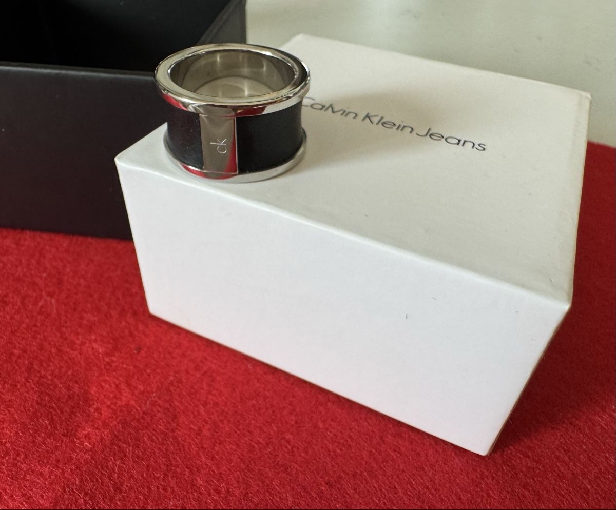 Calvin Klein Anelli: Calvin Klein Ring  – Nuovo (secondo la descrizione) da Lachen SZ venduto da artbyblondangel 8
