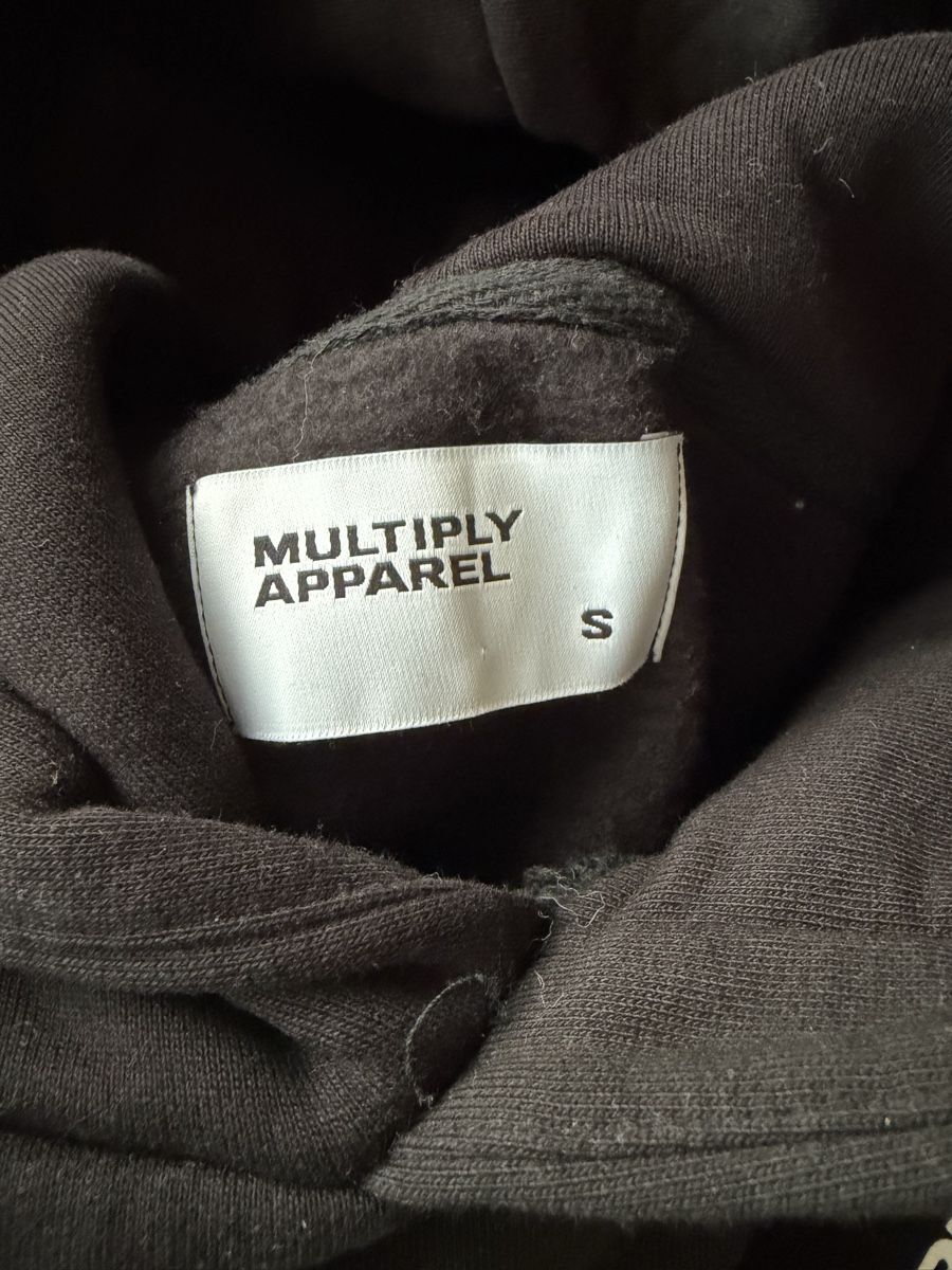 Maglioni & Felpe: Hoodie Multiply Apparel schwarz – Usato da Meilen venduto da laraherre 3