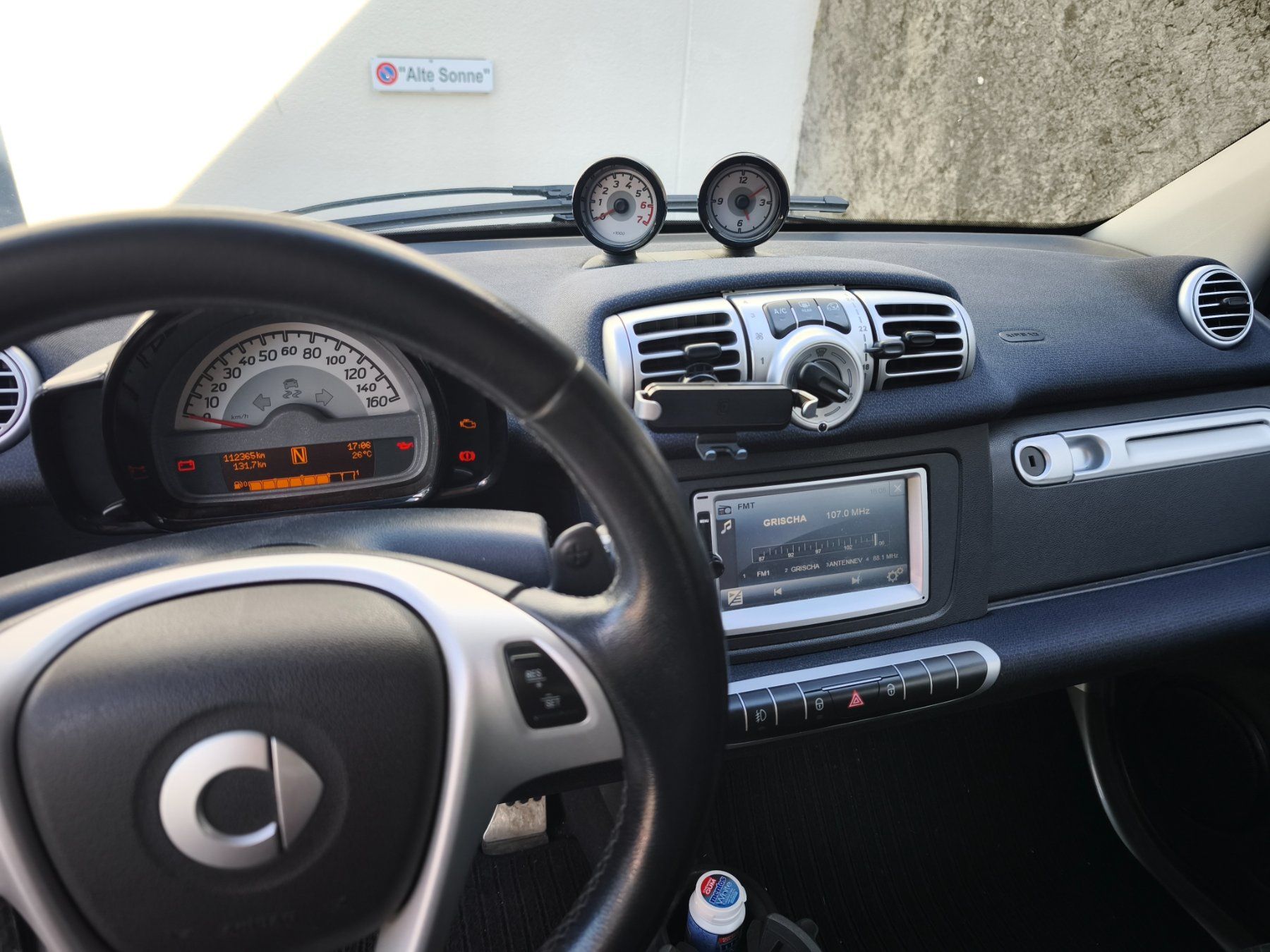 Smart Autos: Smart fortwo Cabrio schwarz 85PS – D'occasion à Mels par Kollershop 5