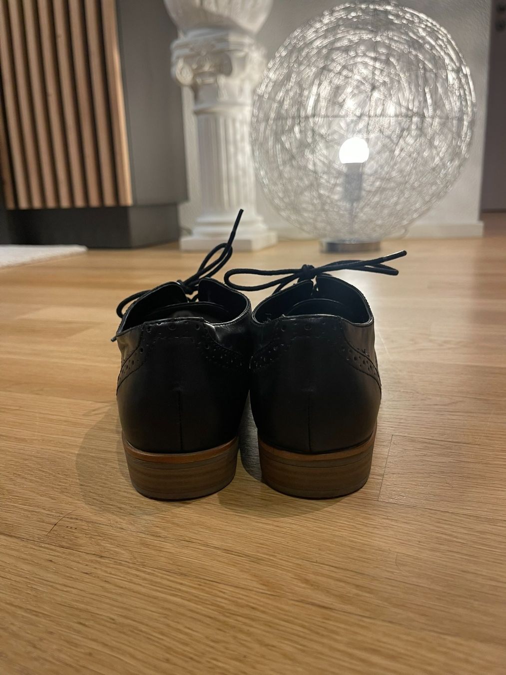 Damenschuhe: Schwarze Schnürschuhe in Leder-Look, Grösse 36 – Gebraucht aus Rheineck von FGeissler 3