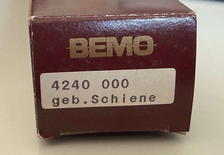 Bemo Modellini di ferrovie: Bemo Gleis gebogen H0m R2  30°  4240 000 – Usato da Samedan venduto da Gischpel25 1