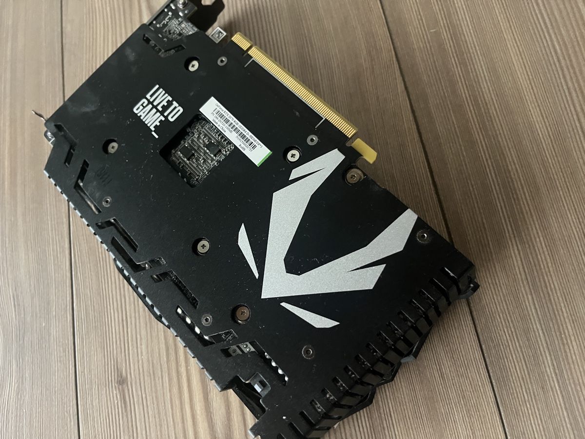 Cartes graphiques: RTX 2070 – D'occasion à Trimstein par chinchi01 3