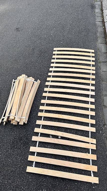 Reti a doghe: Rollrost NEU 2Stück 70cm – Usato da Bern venduto da Schmidtlis
