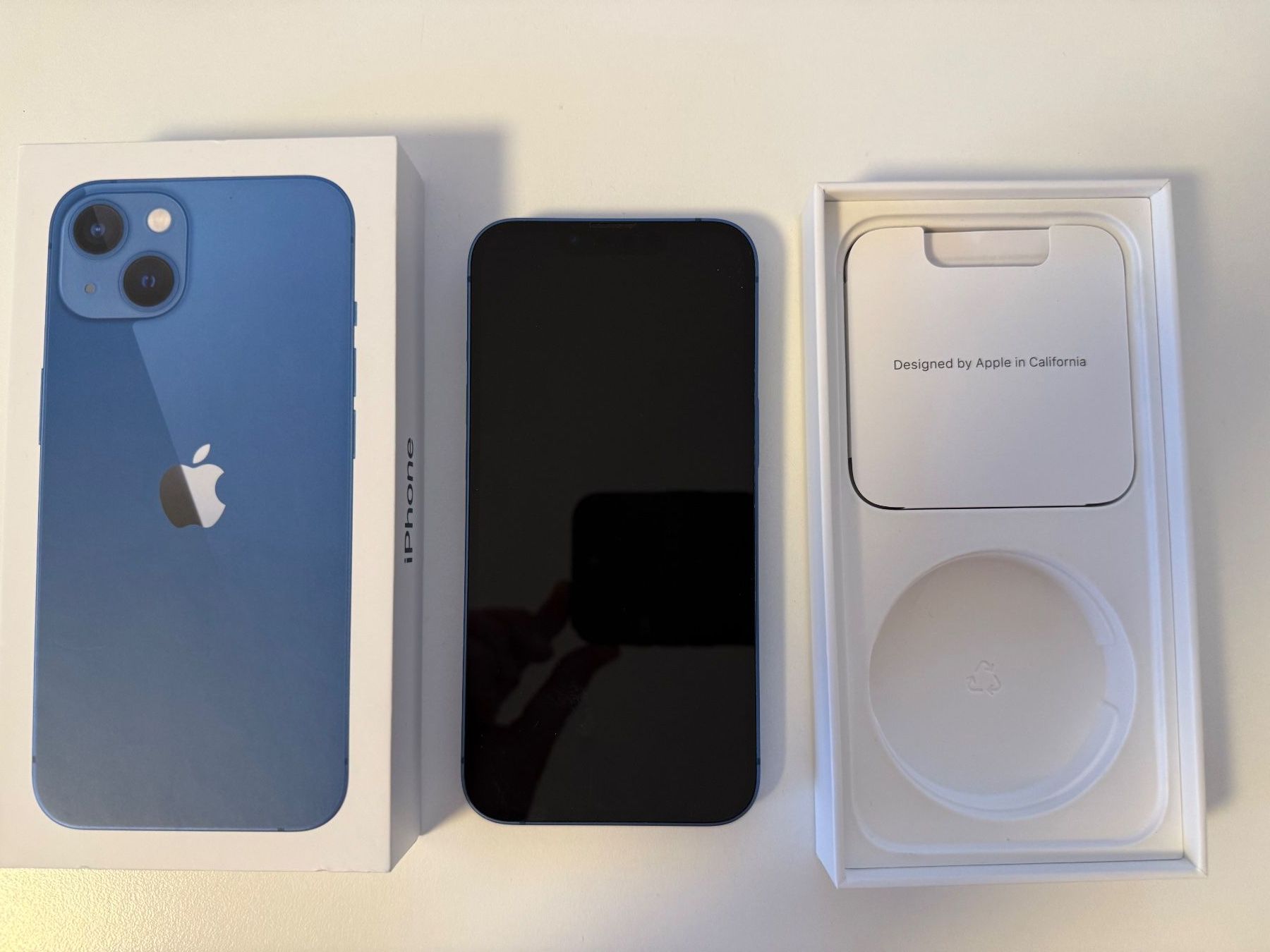 Apple Telefoni cellulari / Smartphones: iPhone 13 - 256Go - presque comme neuf – Usato da Mont-sur-Rolle venduto da Dealer8 4
