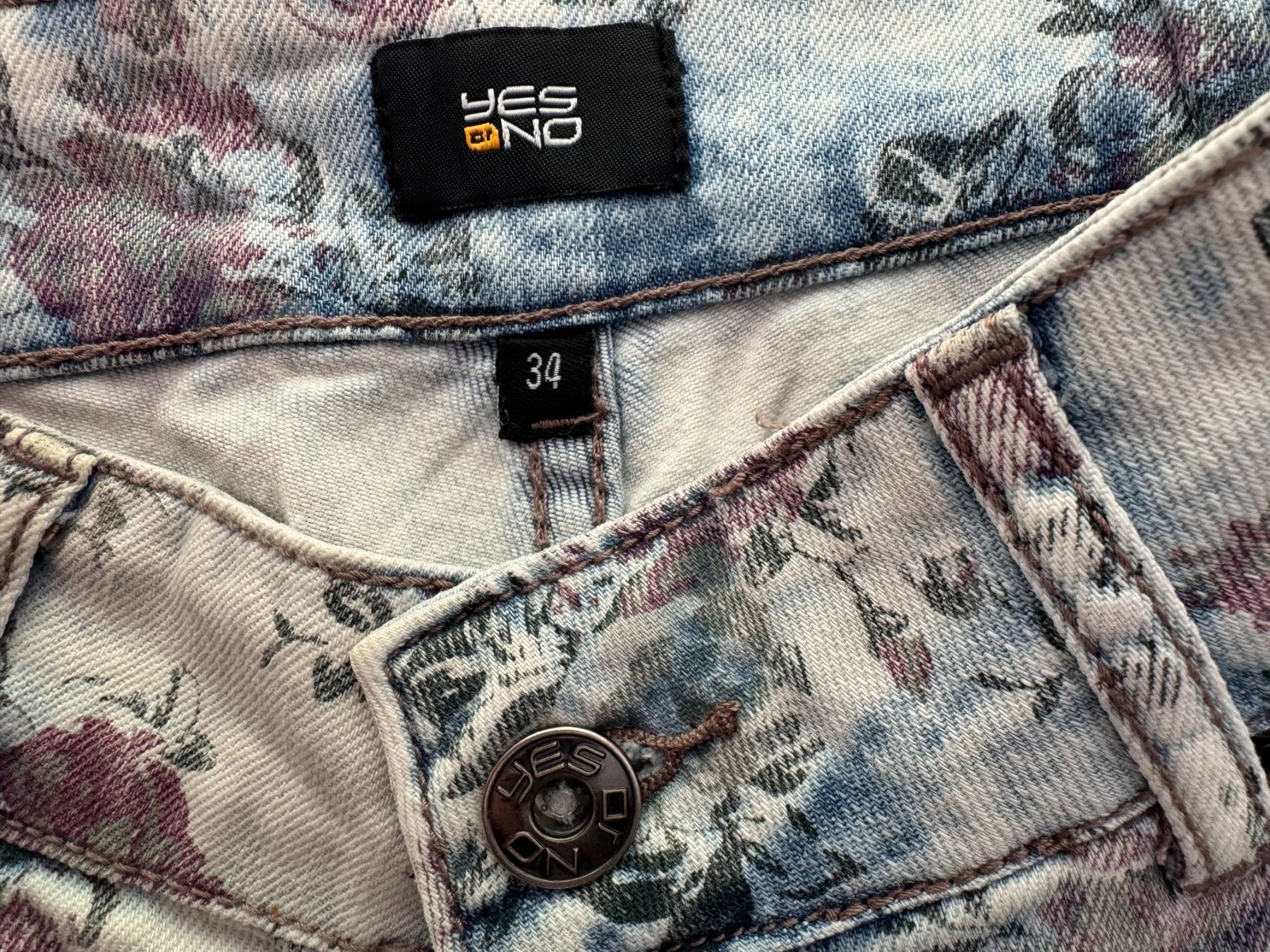 Yes Or No Pantaloni: Taille 34 - Short jeans à fleurs - YES or NO – Usato da Genève venduto da Reveur 2