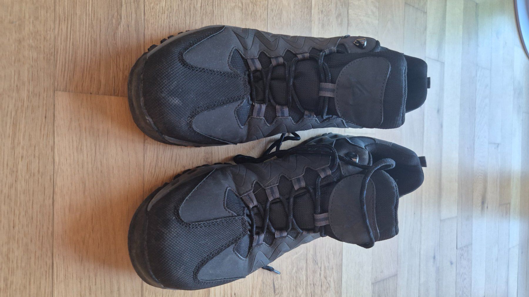 Scarpe da uomo: Trekking Schuhe Herren Grösse 45 – Usato da Bitsch venduto da cka_6hff