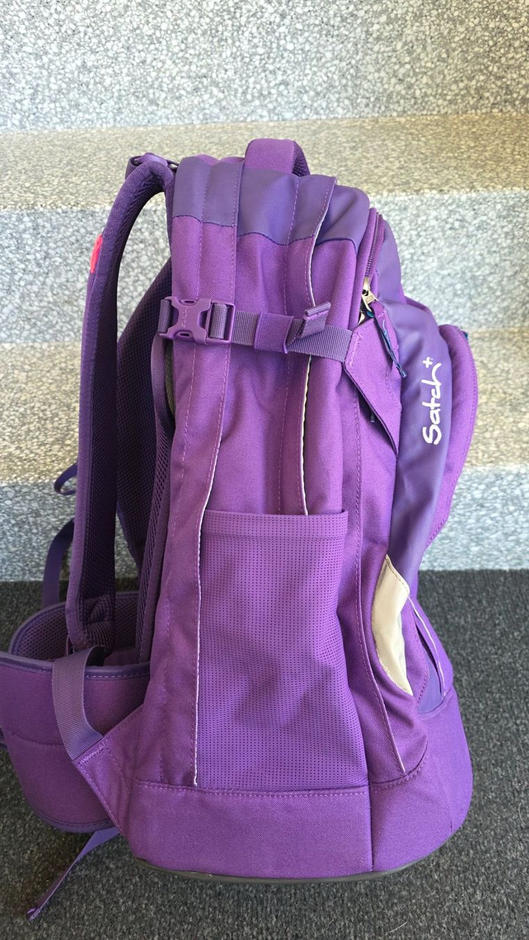 Satch Borse & Zaini: Satch Rucksack violett – Usato da Niederhasli venduto da RTL2014 2