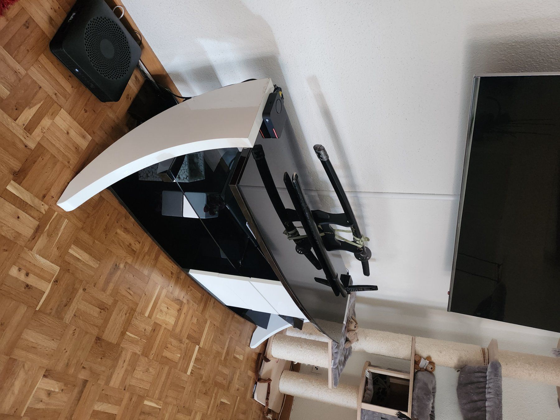 TV Möbel: Tv Möbel – Gebraucht aus Neftenbach von ycc_55kr 1