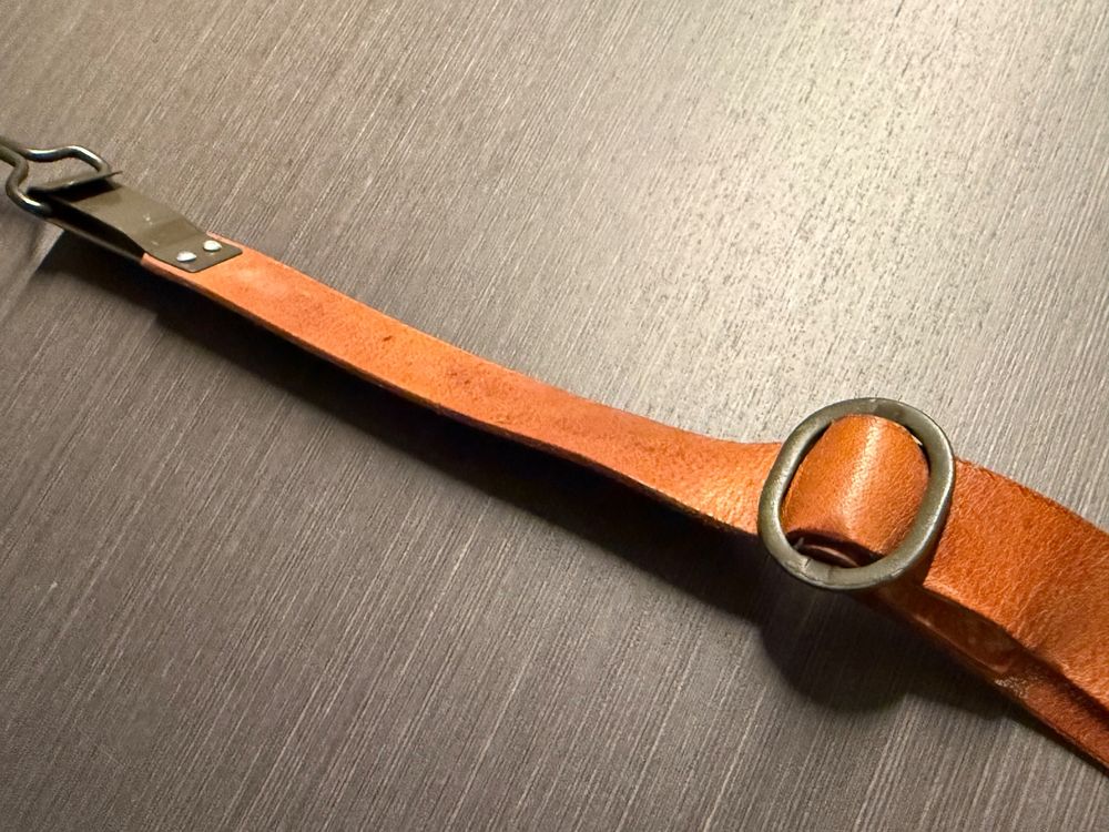 Ersatz Kinnriemen aus Leder für Helm 18 Schweizer Armee (Gebraucht) in ...