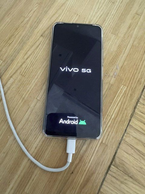 Vivo Telefoni cellulari / Smartphones: VIVO ANDRIOD HANDY – Usato da Opfikon venduto da onlineschweiz 1