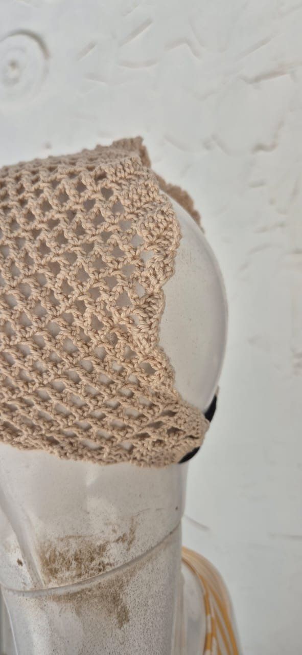 Accessoires pour cheveux: Gehäkeltes Haarband in beige – Neuf (Voir description) à Zürich par Rahel066