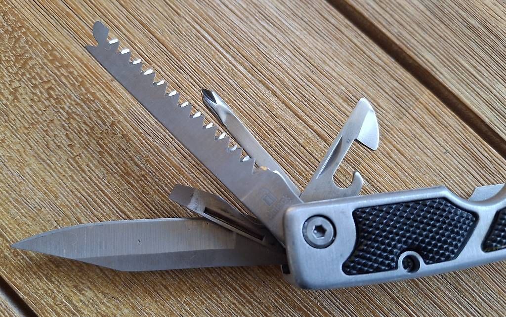 Alle Werkzeuge: Multitool Adventuridge mit Bits & Tasche Outdoor – Gebraucht aus Rüti ZH von Liliane_market 1