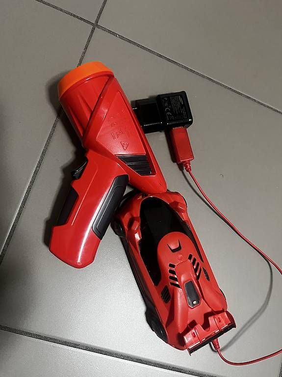 Spielzeuge: Voiture électrique  – Gebraucht aus Pully von yaa_rm7x 1