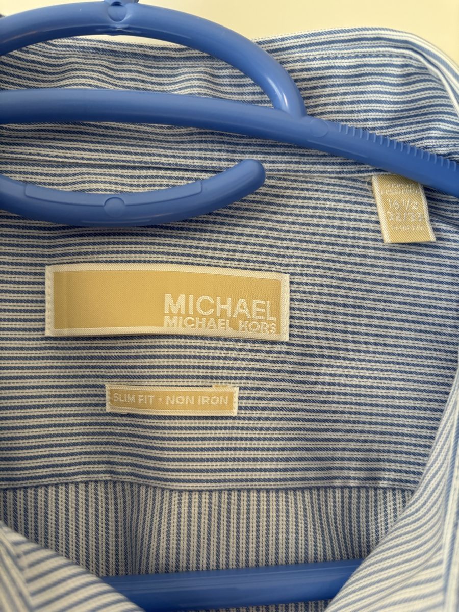 Michael Kors Camicie: Michael Kors Hemd, hellblau, Gr. 32/33, slim fit – Usato da Niederwangen BE venduto da V.Fernandes 1