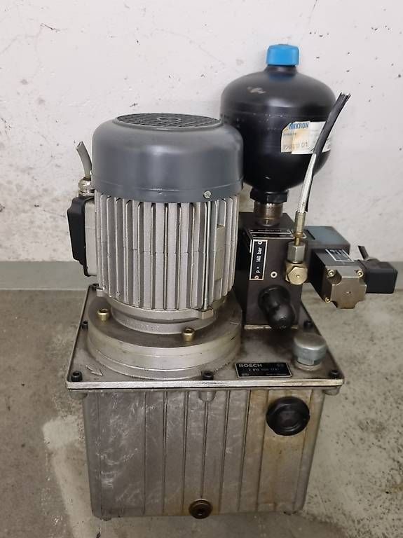 Tutte le macchine: Zu Verkaufen Hydraulikaggregat  – Usato da Thörigen venduto da Exeo211