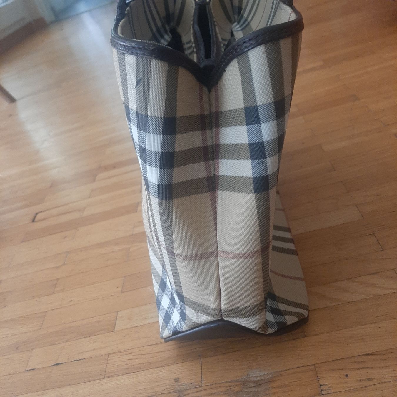 Burberry Borse da donna: Sac à main Burberry – Usato da Chêne-Bourg venduto da chsandra34 8