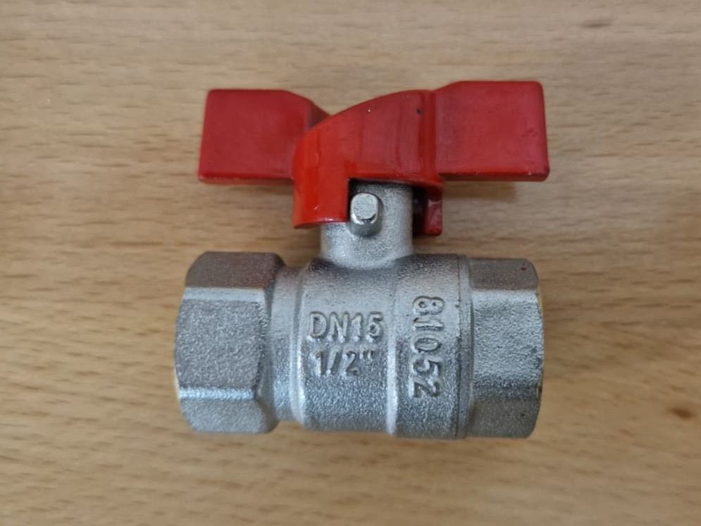 Armaturen: Kugelhahn DN15 1/2" IG Messing Absperrhahn mit Flügelgriff – Neu (gemäss Beschreibung) aus Chur von IONTEQ 1