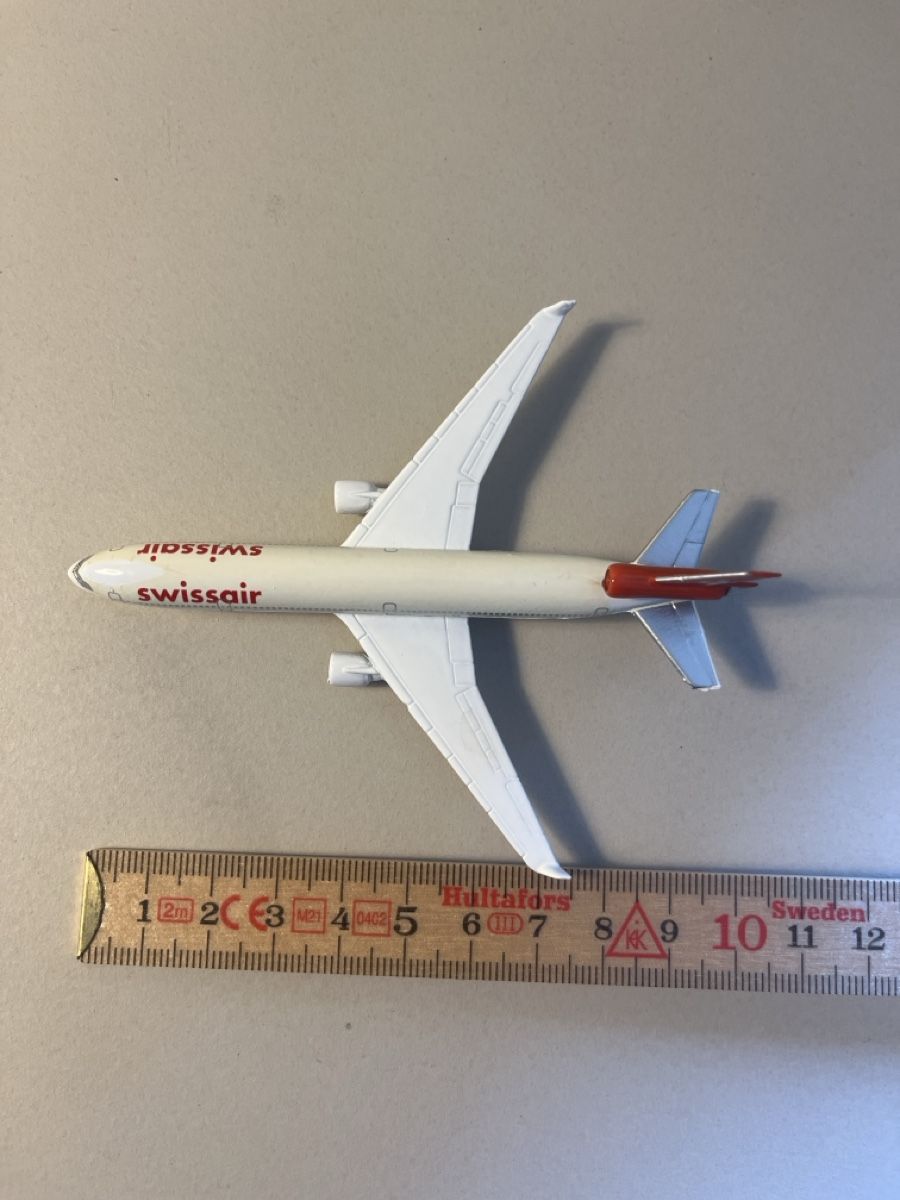 Swissair Kit di modellismo & Modellini statici: Flugzeugmodell Swissair MD-11 – Usato da Zürich venduto da du_bois 1