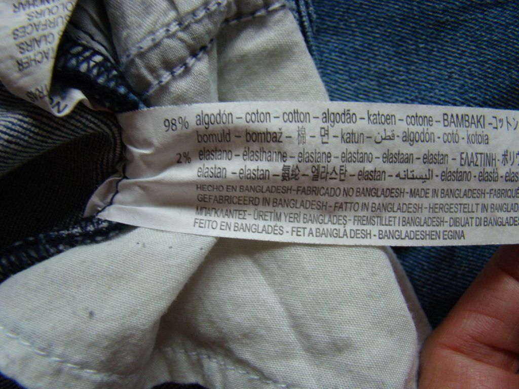 Zara Jeans: Zara, jeans – Nuovo e nell'imballaggio originale da Lussery-Villars venduto da pousinete02 3