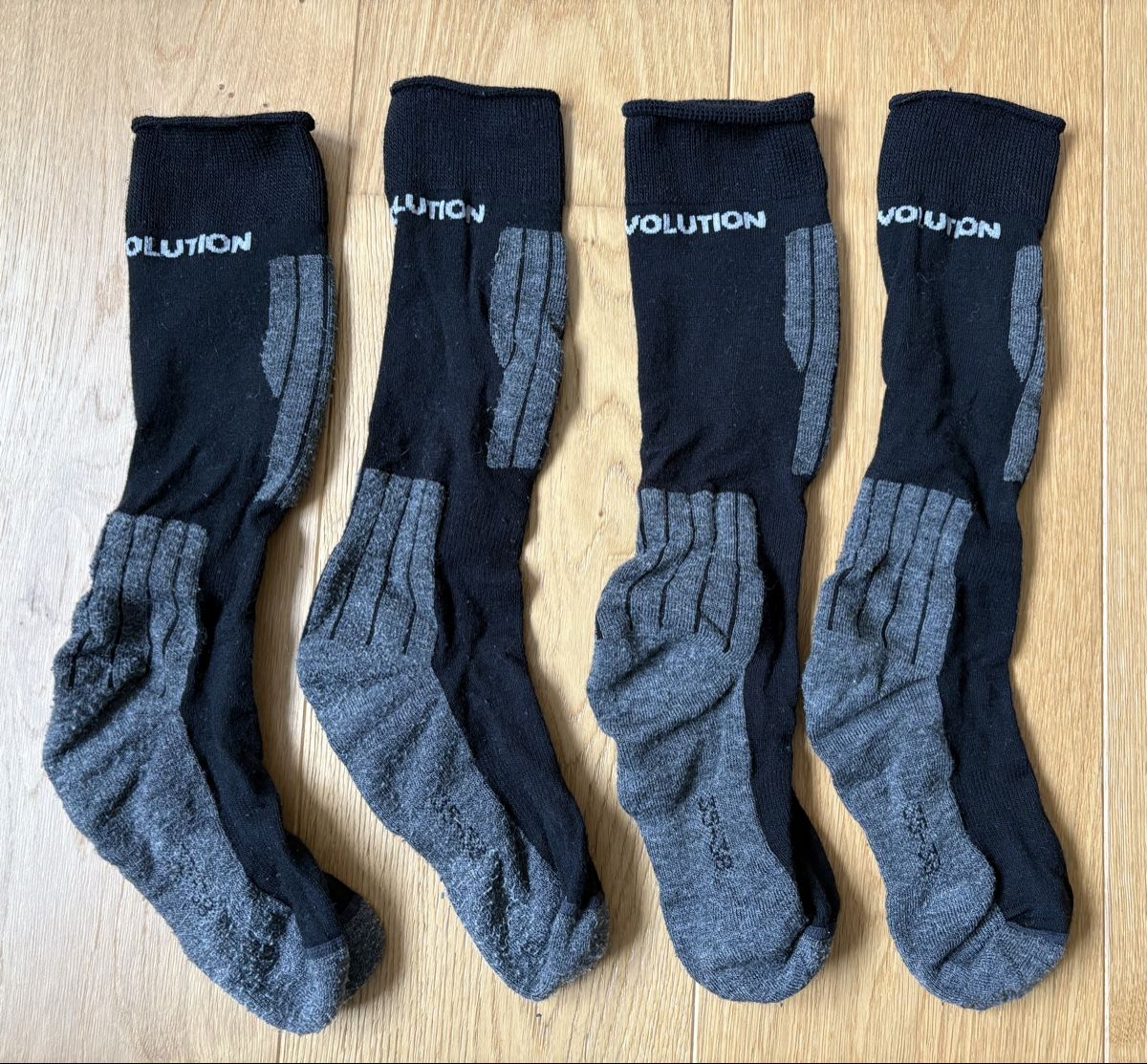 Chaussettes enfants: Skisocken Evolution Grösse 35-38 – D'occasion à Eglisau par SN_BEX