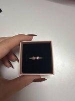 PANDORA Anello Fiocco Luminoso Rosa