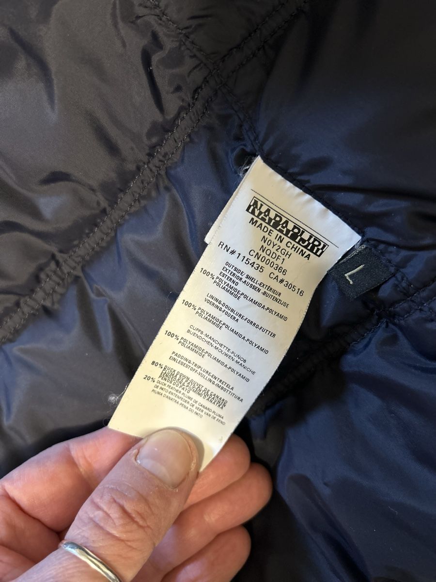 Napapijri Giacche: Napapijri men's winter jacket, size L, navy blue, ' – Nuovo (secondo la descrizione) da Fribourg venduto da jimiJ13 2