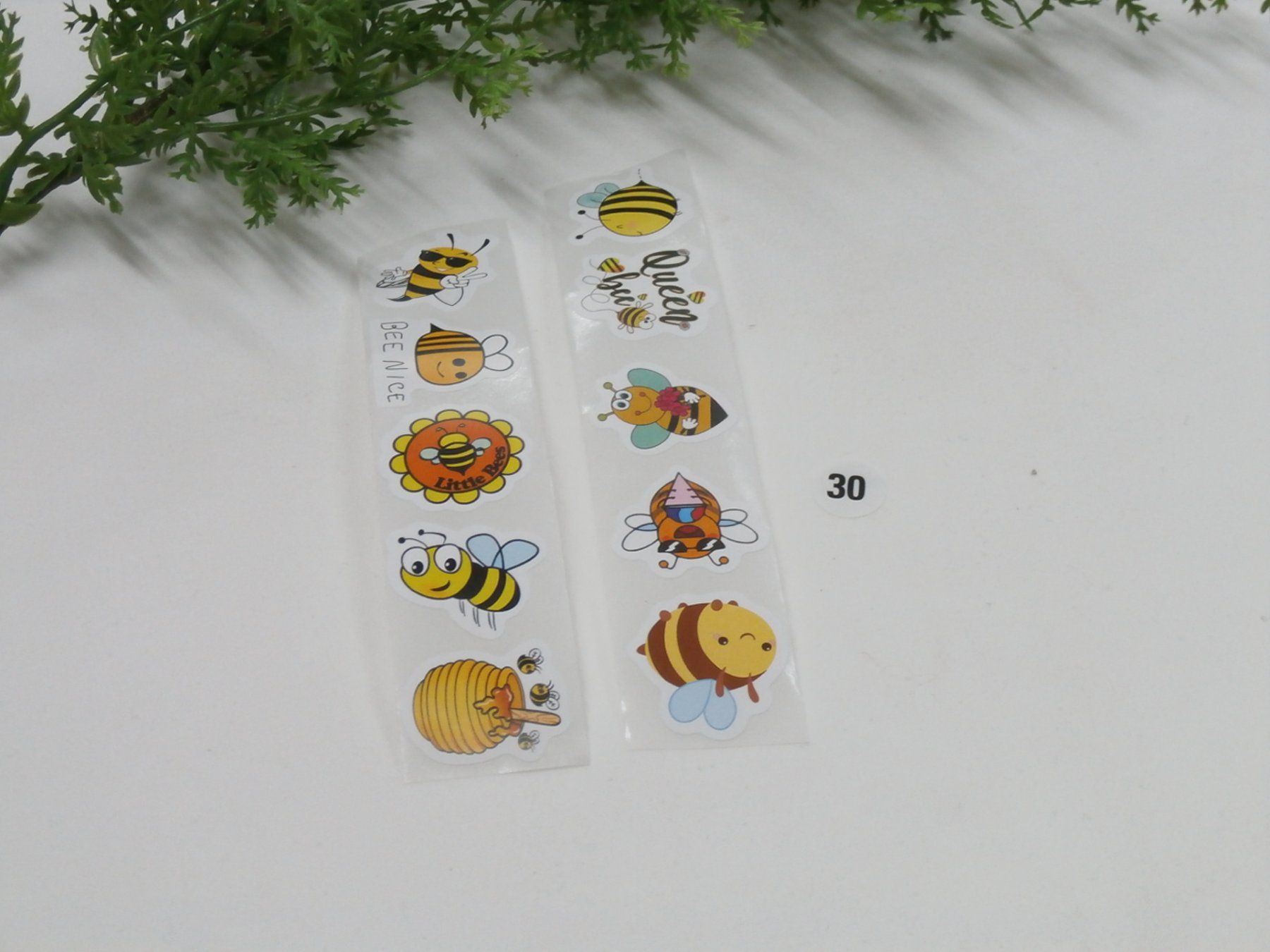 Sticker: 300 Sticker 3 Sorten (6) – Nuovo e nell'imballaggio originale da Blatten b. Naters venduto da Hobschelti 1