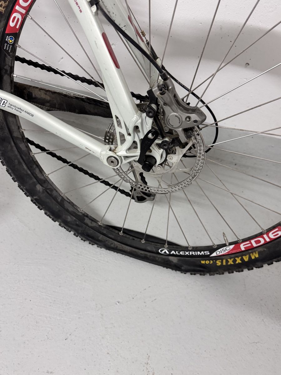 Stöckli Vélos: Stöckli Mountainbike – D'occasion à Dielsdorf par Lea.Jeremy 3