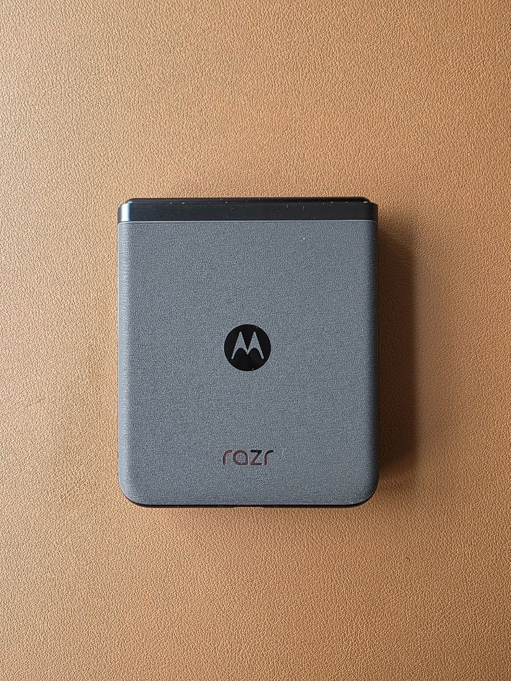 Motorola Telefoni cellulari / Smartphones: Motorola Razr 40 - Mint Condition – Usato da Lausanne venduto da ath_ch 2