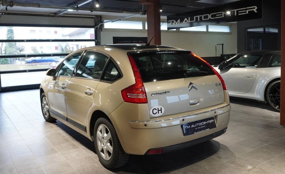 Citroën Automobili: CITROEN C4 Berline 2.0i 16V VTR Automatic – Usato da Altstätten venduto da TM-Auto 3