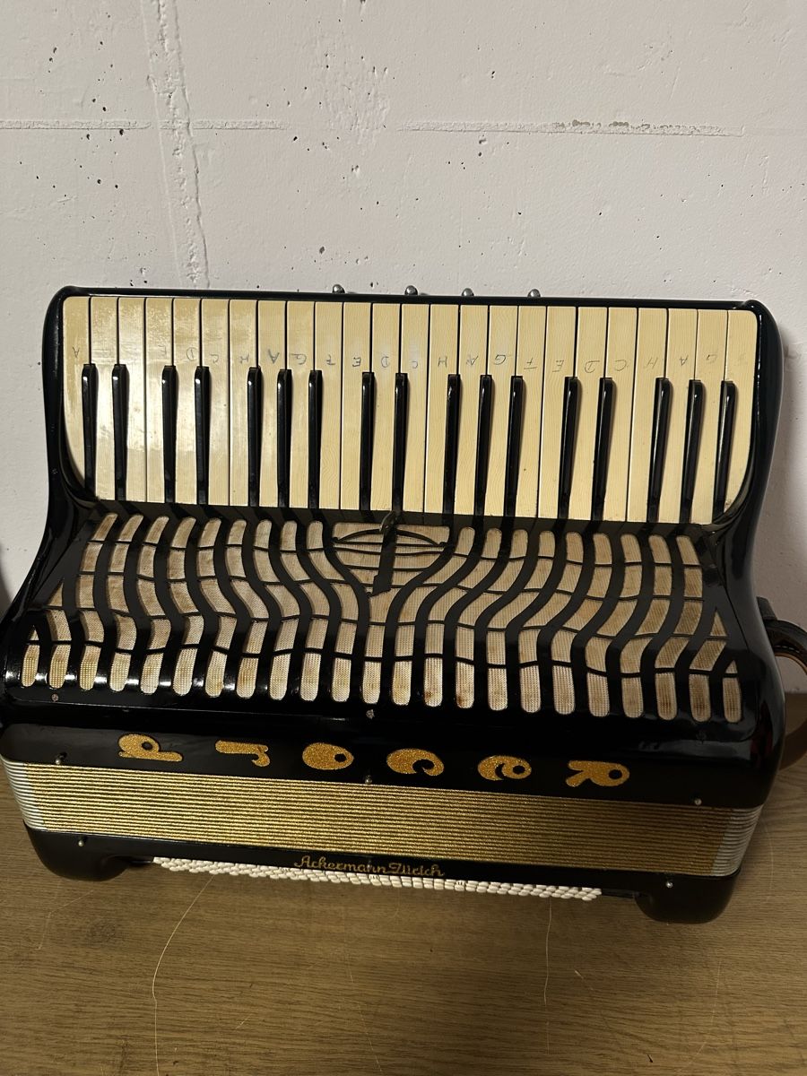 Record Musikinstrumente: CH Record  – Defekt aus Altendorf von Ama123 2