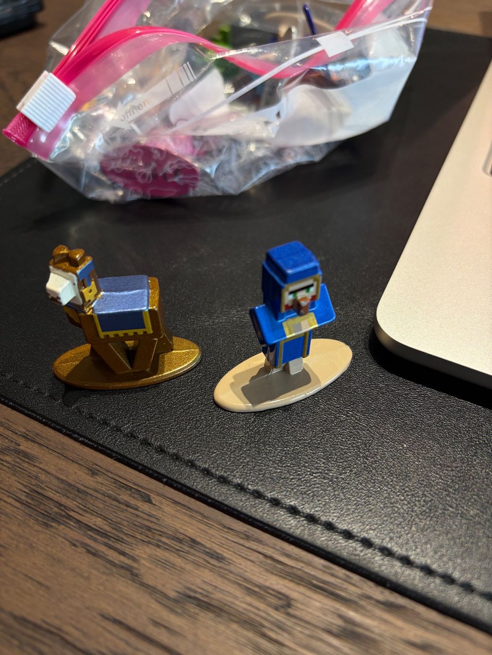 Statuette: Minecraft metal Figuren – Nuovo (secondo la descrizione) da wauwil venduto da luxury_trade 1