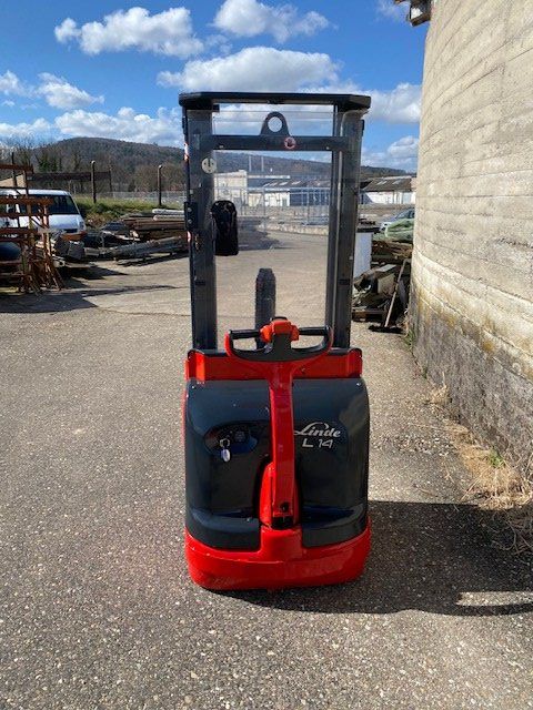 Linde Gabelstapler & Hubwagen: Linde Deichselstapler/Ameise L14 – Gebraucht aus Laufen von VERARMUS11 8