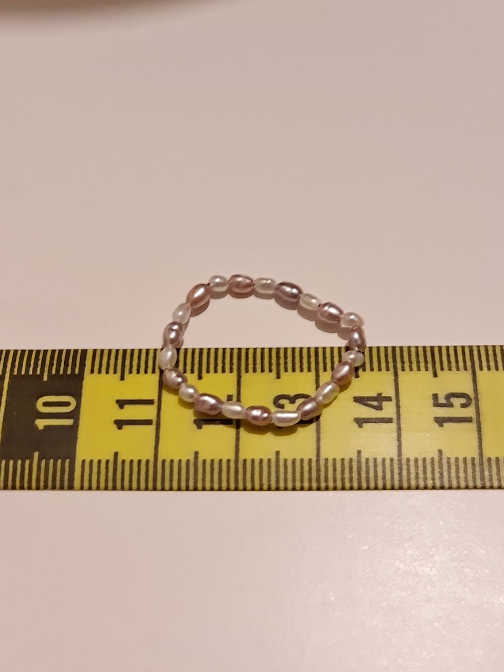 Ringe: Handgefertigte Perlen Ring (Reisform) Süsswasserperlen – Neu und originalverpackt aus Kriens von Jul_8D 1