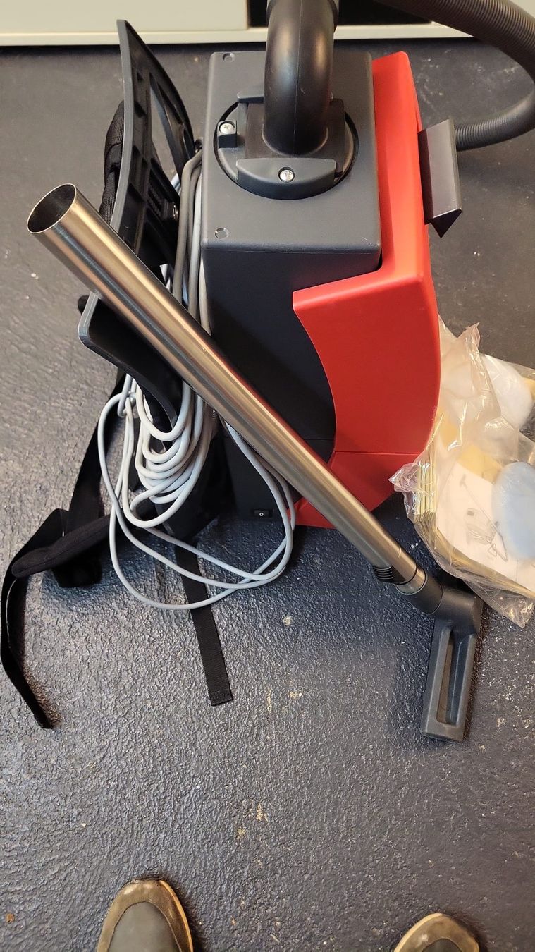 Cleanfix Aspirapolveri & Accessori: RÜCKENSTAUBSAUGER CLEANFIX RS 05 # TASKI WETROK NILFISK – Usato da Zürich venduto da 5183840711 1